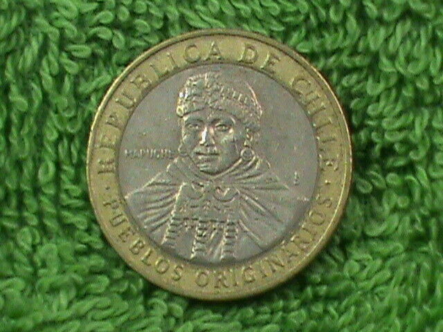 Chile   100 Pesos   2010   A  .