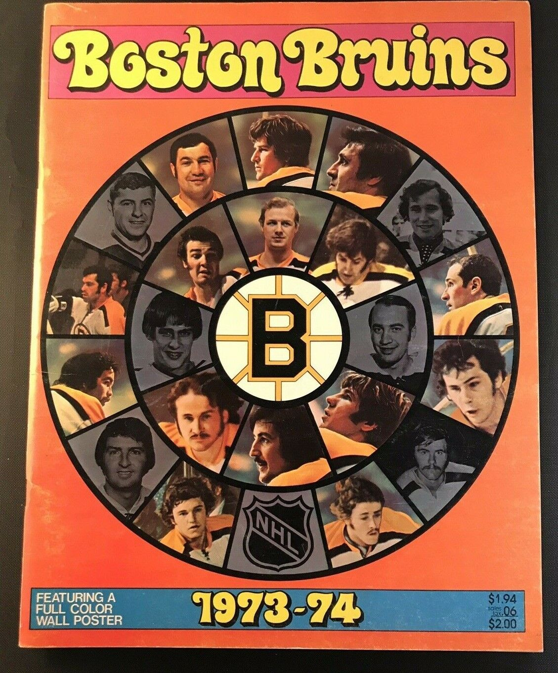 1973-74 Boston Bruins Yearbook Bobby Orr w/Poster TerryO'Reilly/Esposito/ Bucyk