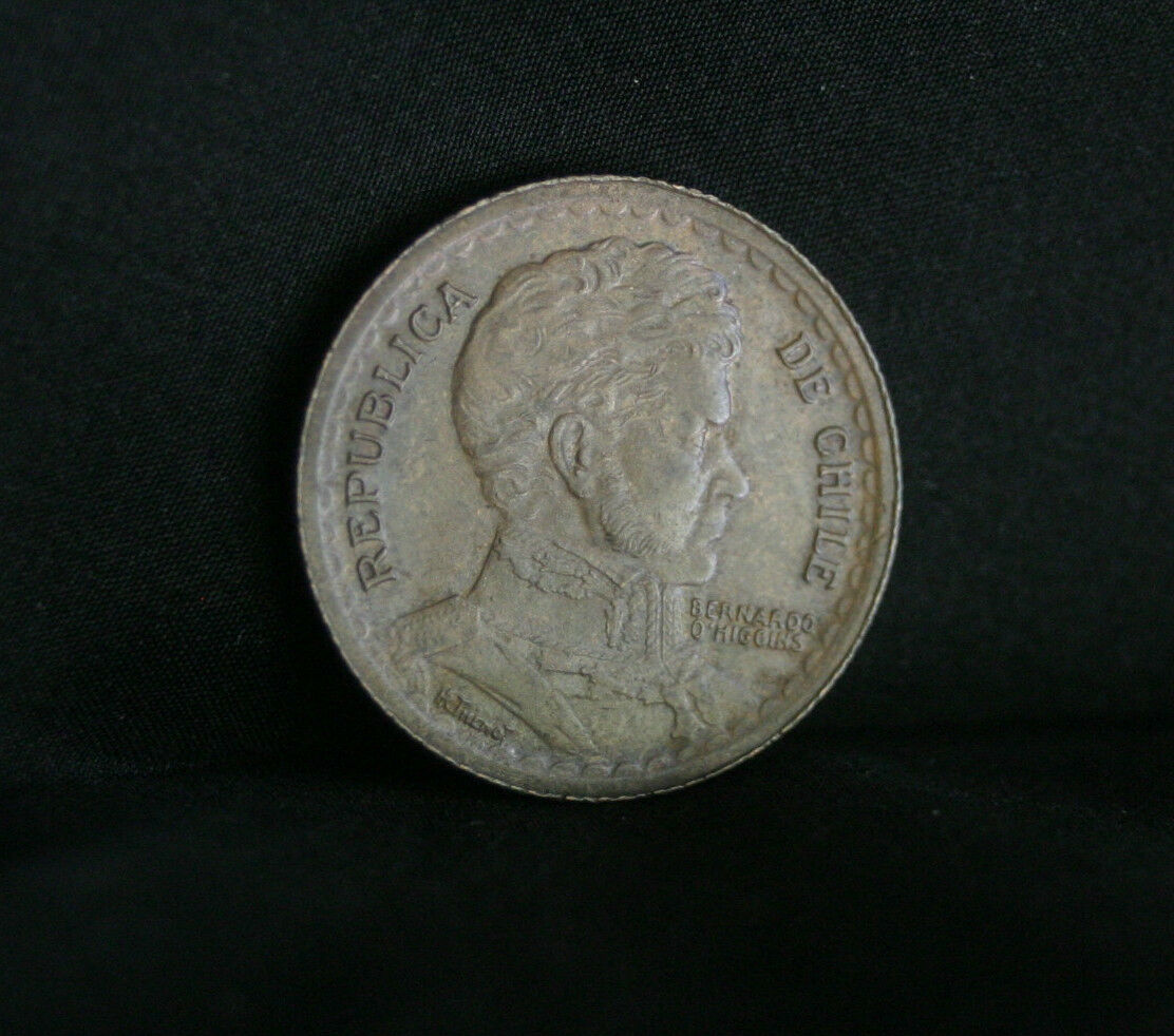 1944 1 Un Peso Chile Copper World Coin KM179 Bernardo O'Higgins