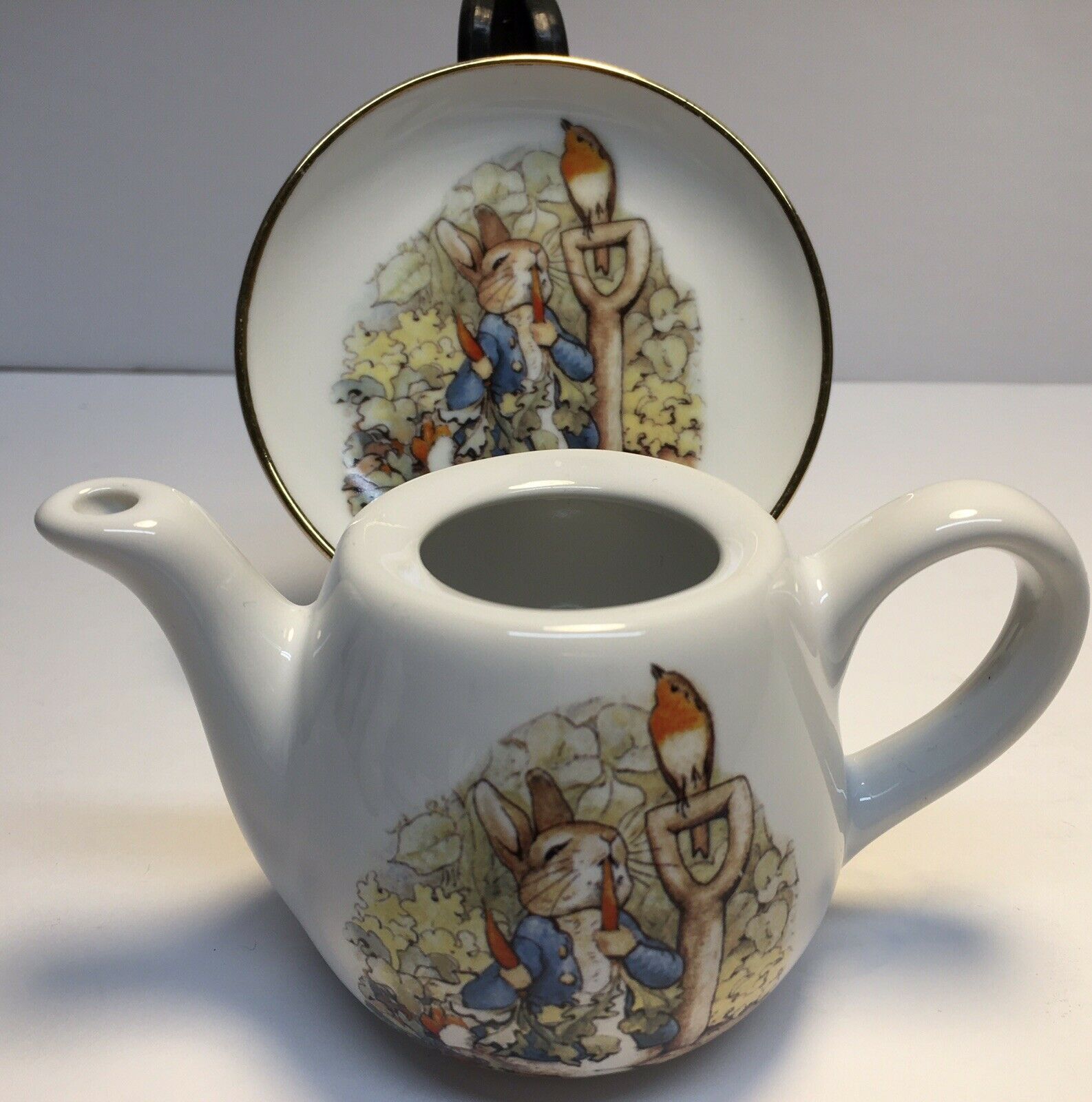 Peter Rabbit And Friends 2002 Reutter Porzellan Germany Mini Teapot And Dish