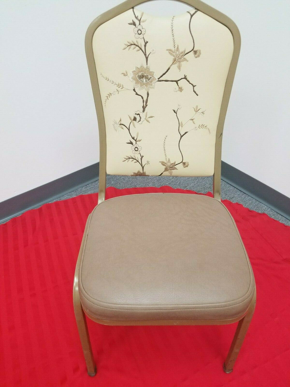 Two- Tone Stackable Crown Back Banquet/ballroom Chairs. Free Shipping In Nj