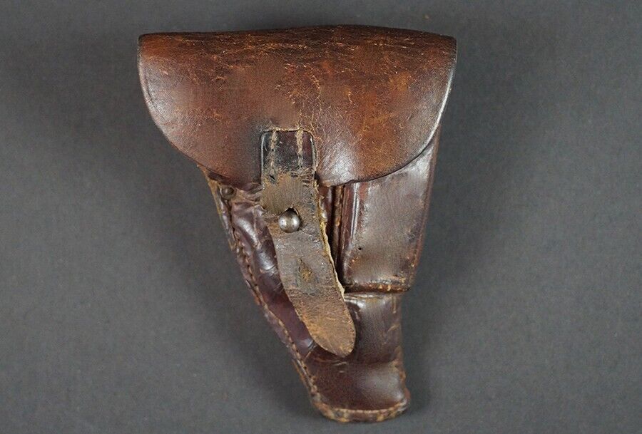 WWII GERMAN BROWN AUTO HOLSTER